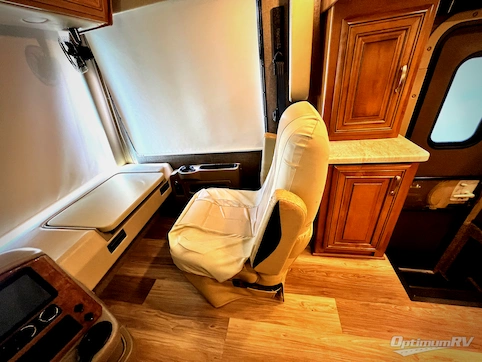 2018 Thor Palazzo 36.1 RV Photo 2