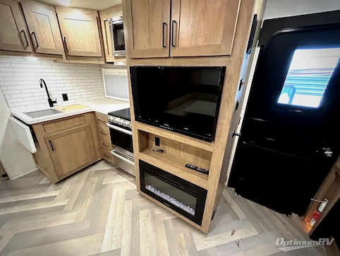 2023 Ember Touring Edition 24BH RV Photo 3