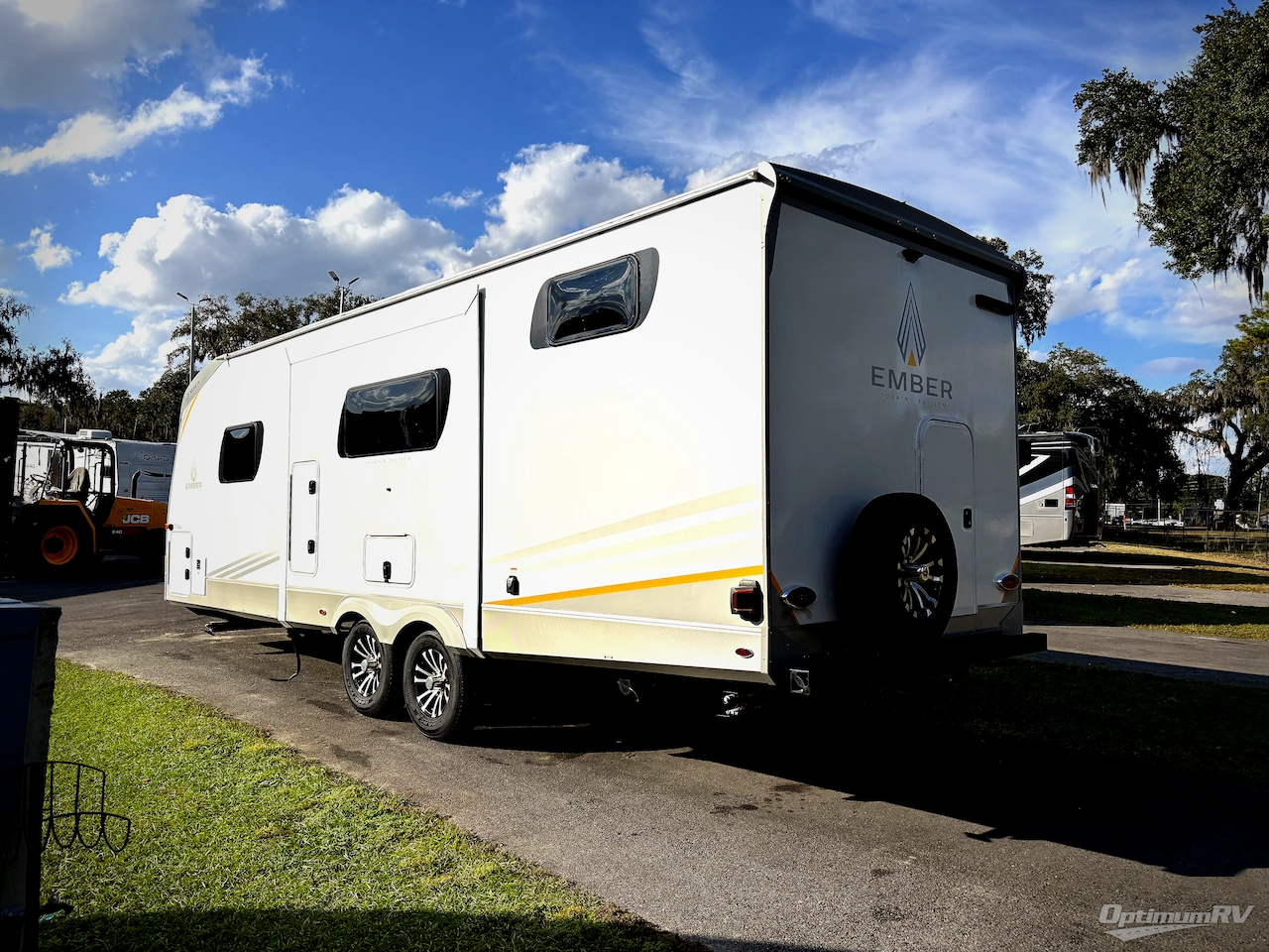 2023 Ember Touring Edition 24BH Photo 3