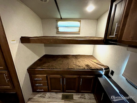 2018 Keystone Cougar X-Lite 34TSB RV Photo 4