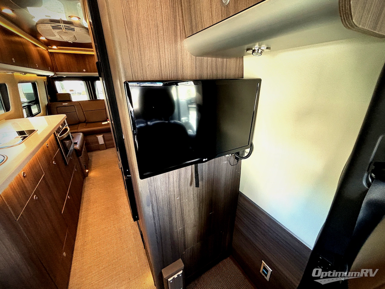 2020 Airstream Interstate Grand Tour EXT Std. Model Photo 5