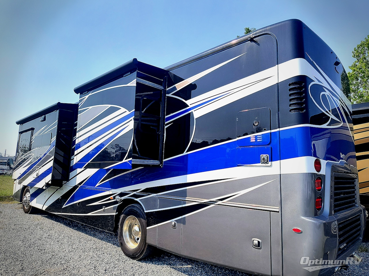 2023 Entegra Reatta 39BH Photo 2