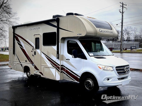 Used 2022 Thor Quantum Sprinter DS24 Featured Photo