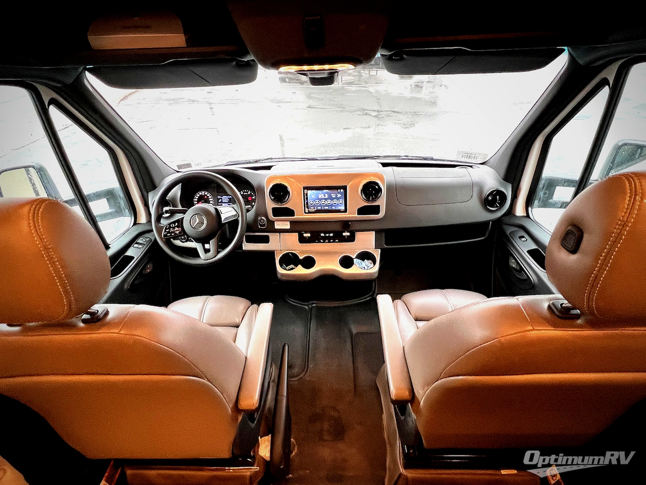 2022 Thor Quantum Sprinter DS24 Photo 4