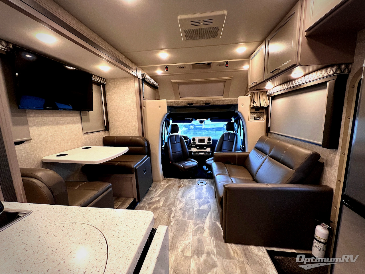 2022 Thor Quantum Sprinter DS24 Photo 14