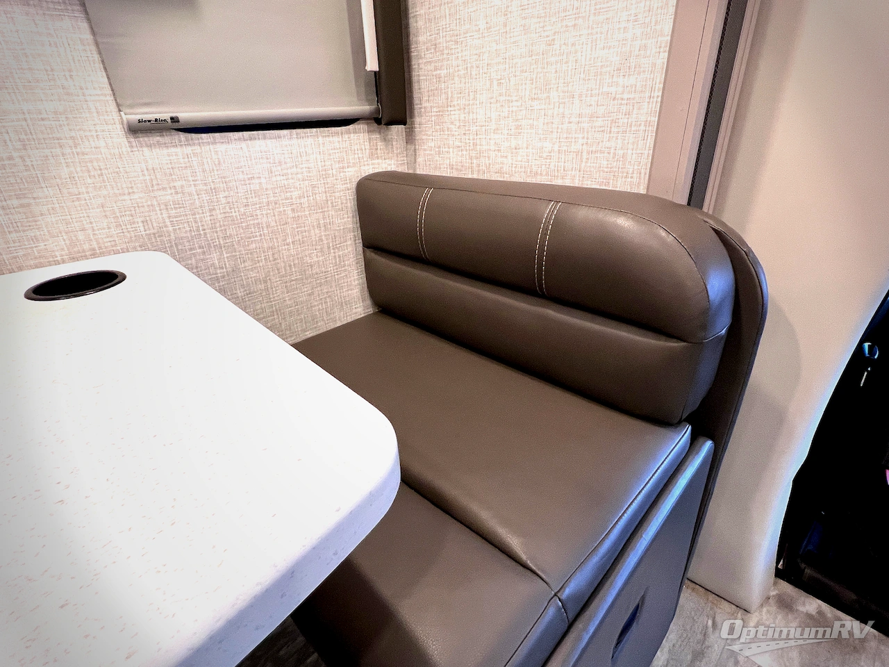 2022 Thor Quantum Sprinter DS24 Photo 17