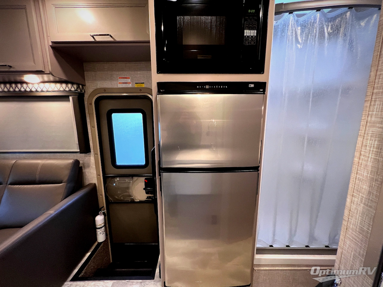 2022 Thor Quantum Sprinter DS24 Photo 26