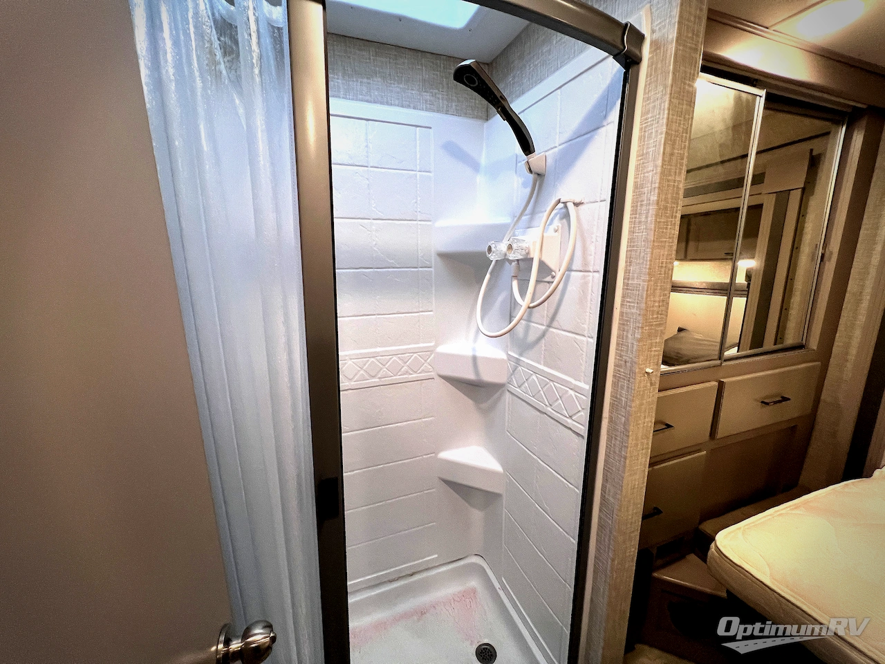 2022 Thor Quantum Sprinter DS24 Photo 28