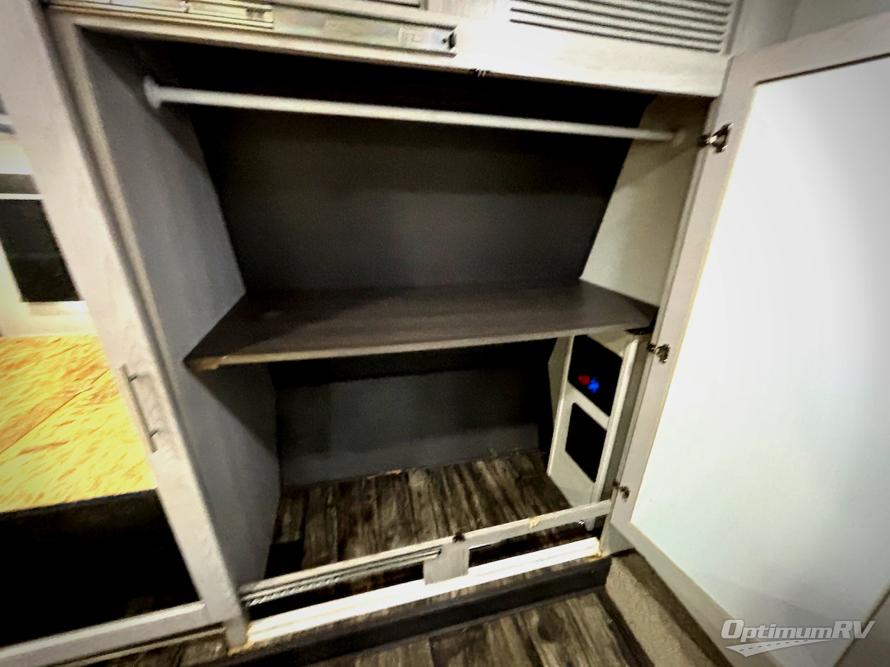 2021 Keystone Fuzion 430 Photo 11