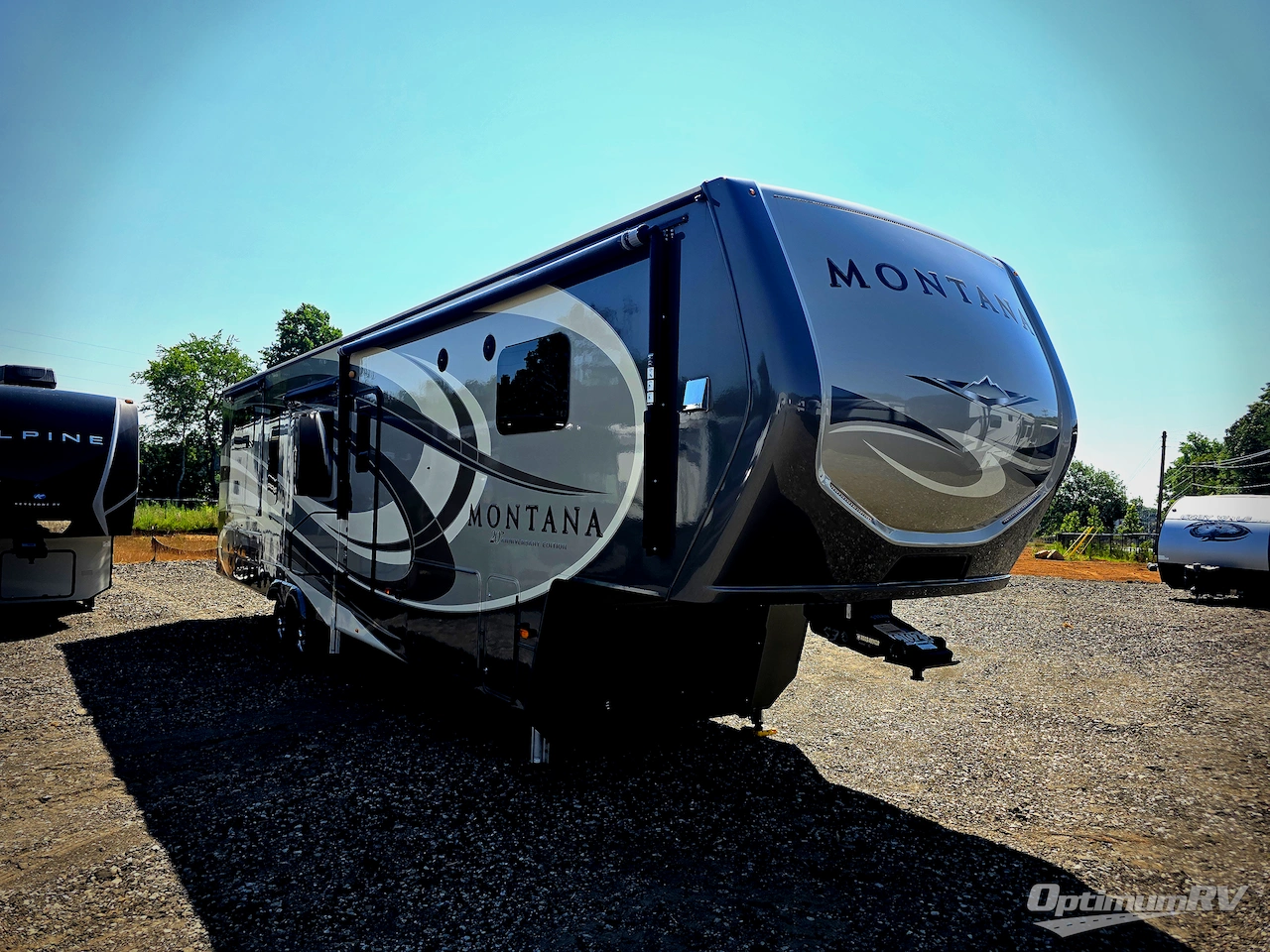 2019 Keystone Montana 3791RD Photo 1