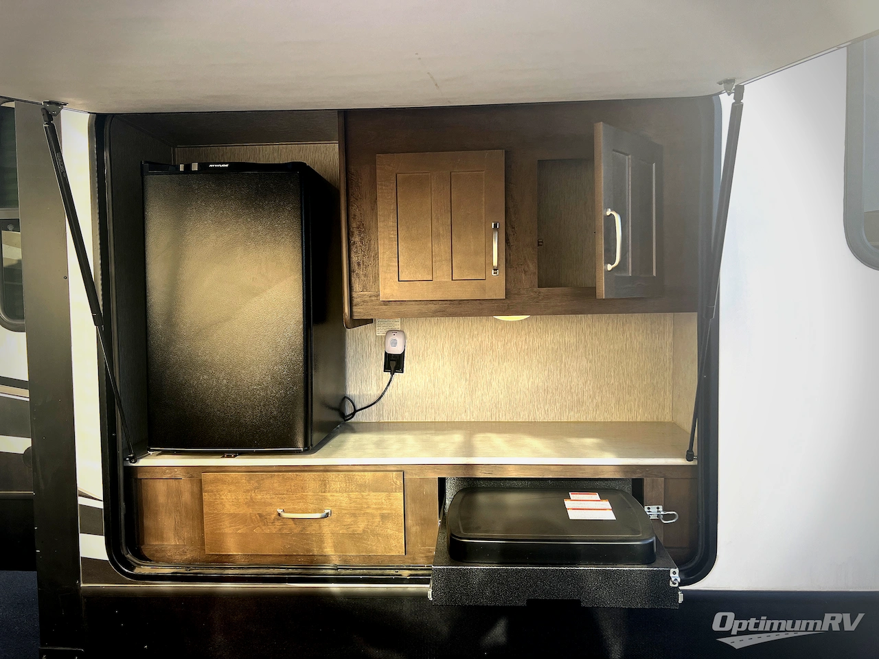 2021 Dutchmen Astoria 3373RL Photo 17