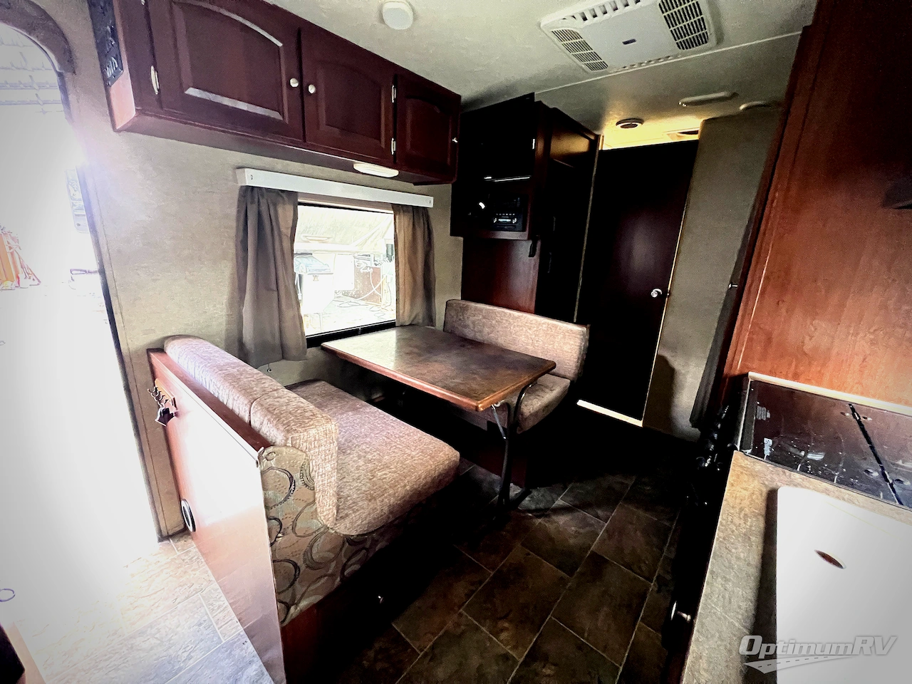 2016 Forest River Rockwood Mini Lite 2306 Photo 6