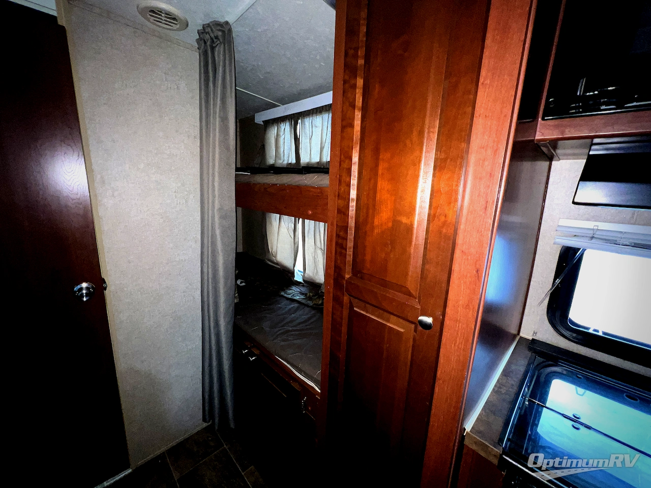 2016 Forest River Rockwood Mini Lite 2306 Photo 12