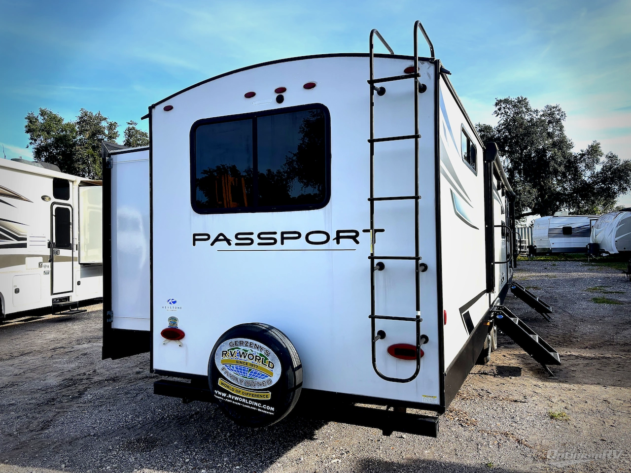 2022 Keystone Passport GT 3401QD Photo 1