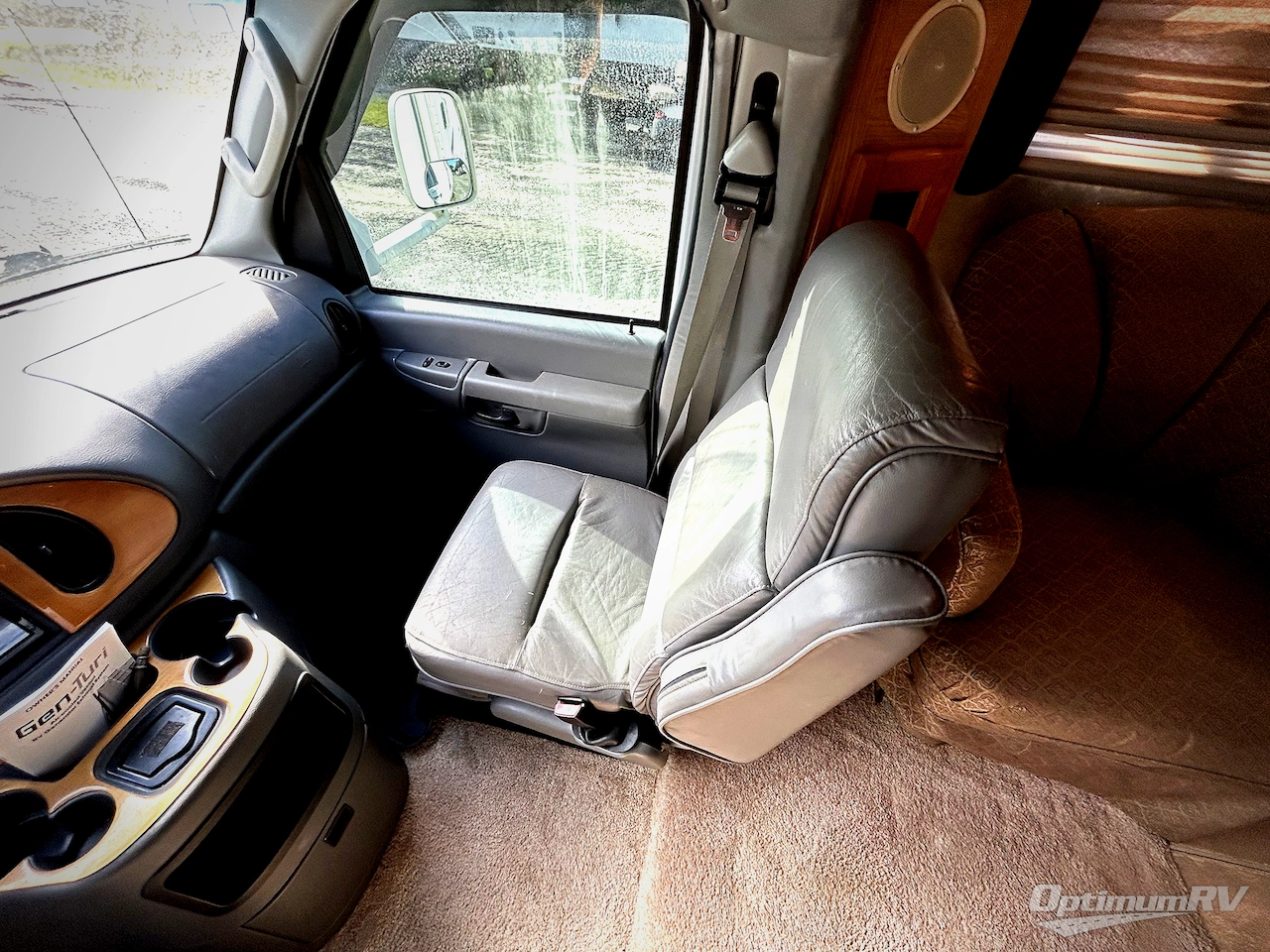 2005 Coachmen Concord 275DS Photo 9