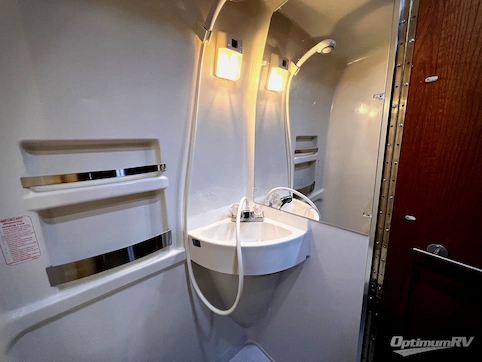 2018 Roadtrek Roadtrek ZION SRT RV Photo 3