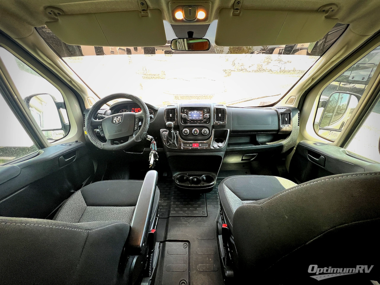 2018 Roadtrek Roadtrek ZION SRT Photo 4