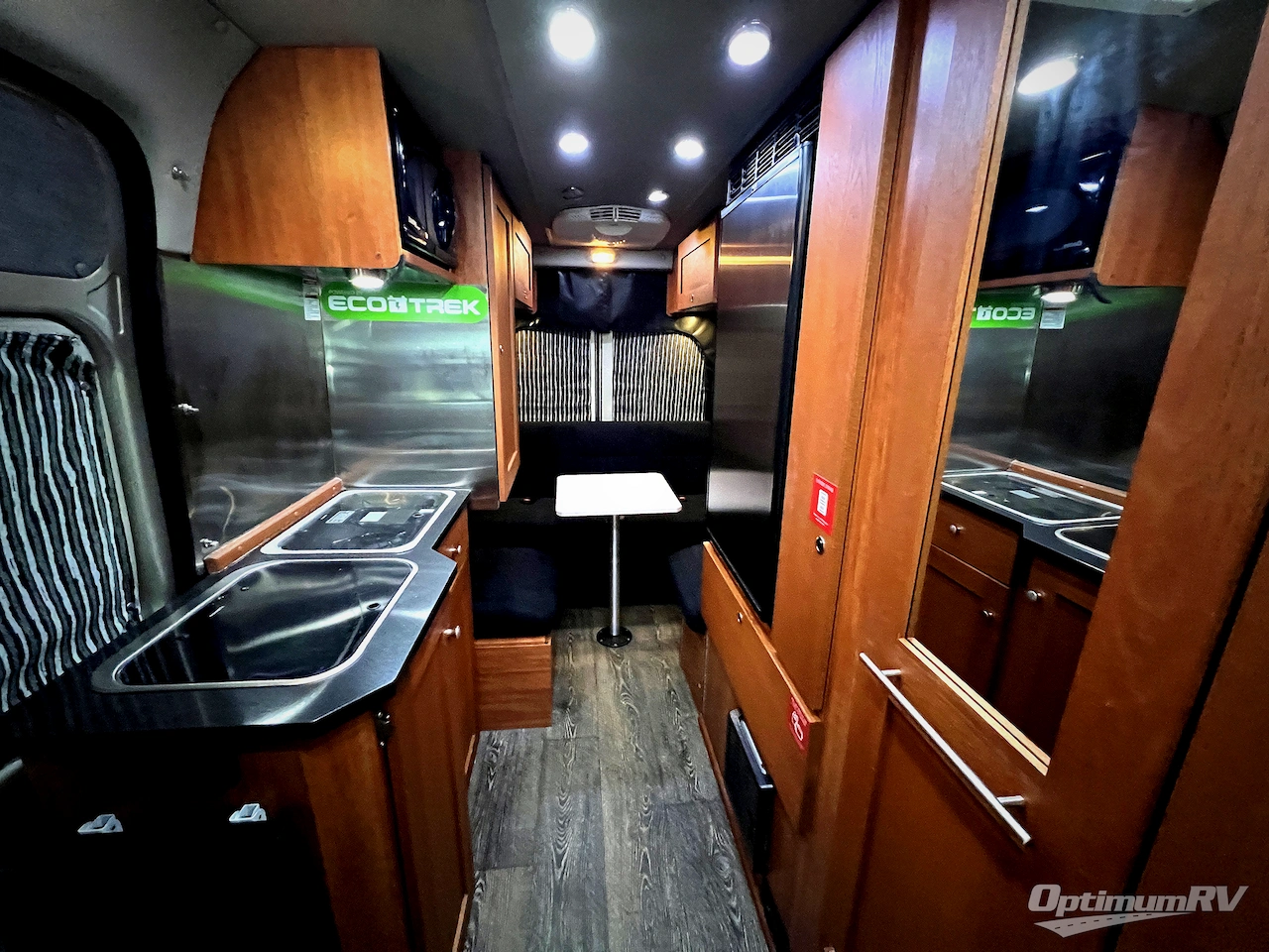 2018 Roadtrek Roadtrek ZION SRT Photo 8