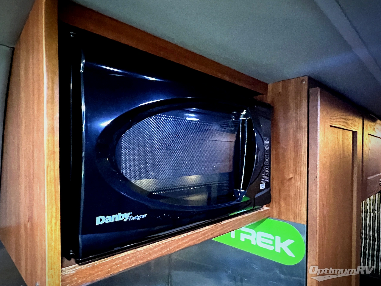 2018 Roadtrek Roadtrek ZION SRT Photo 16