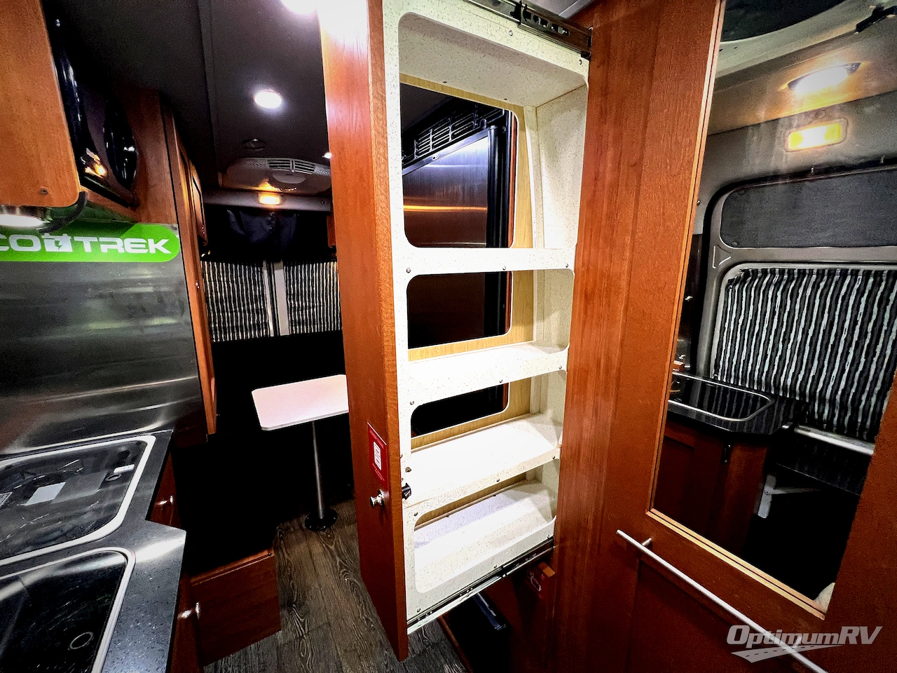 2018 Roadtrek Roadtrek ZION SRT Photo 18