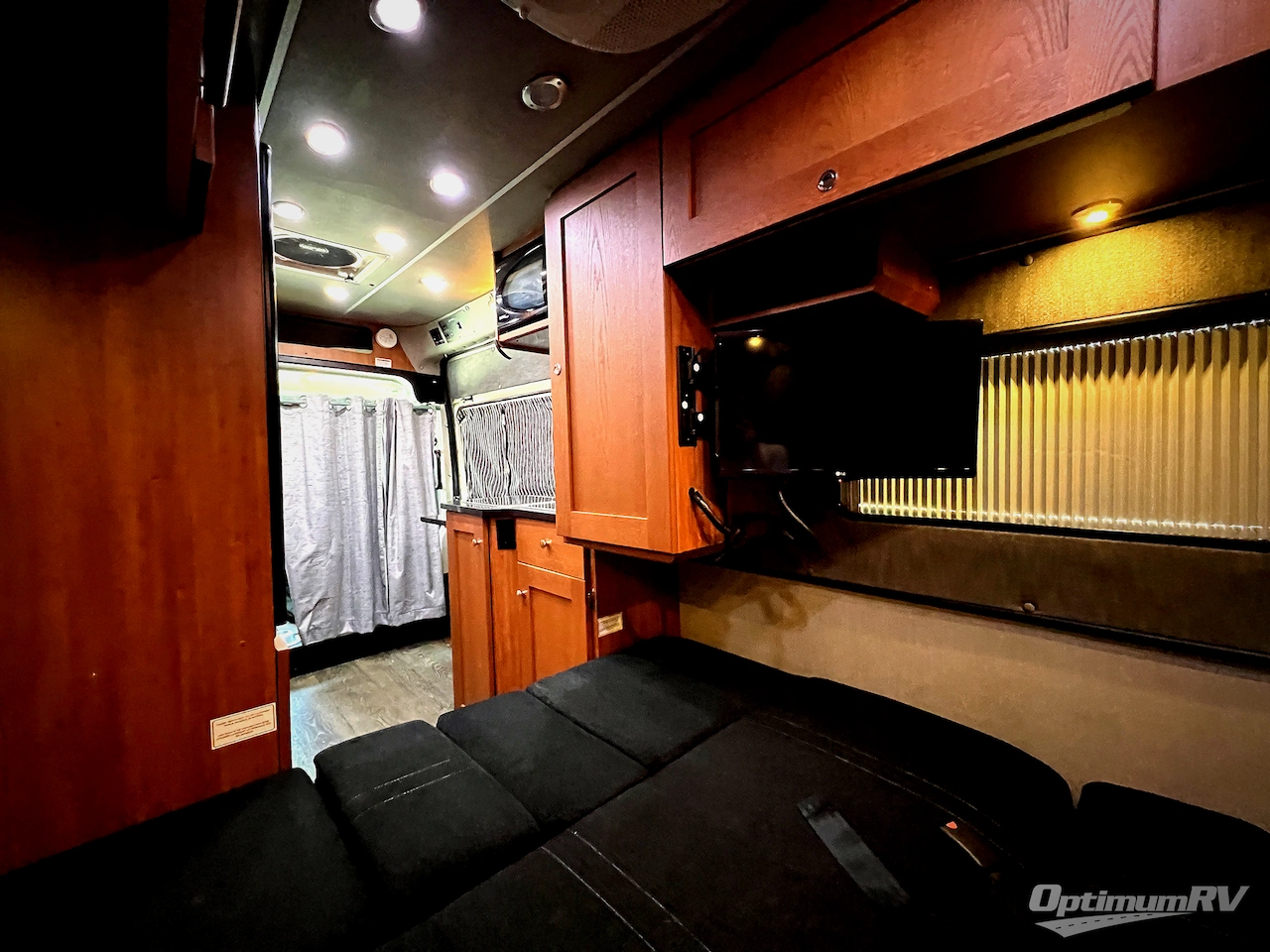 2018 Roadtrek Roadtrek ZION SRT Photo 25