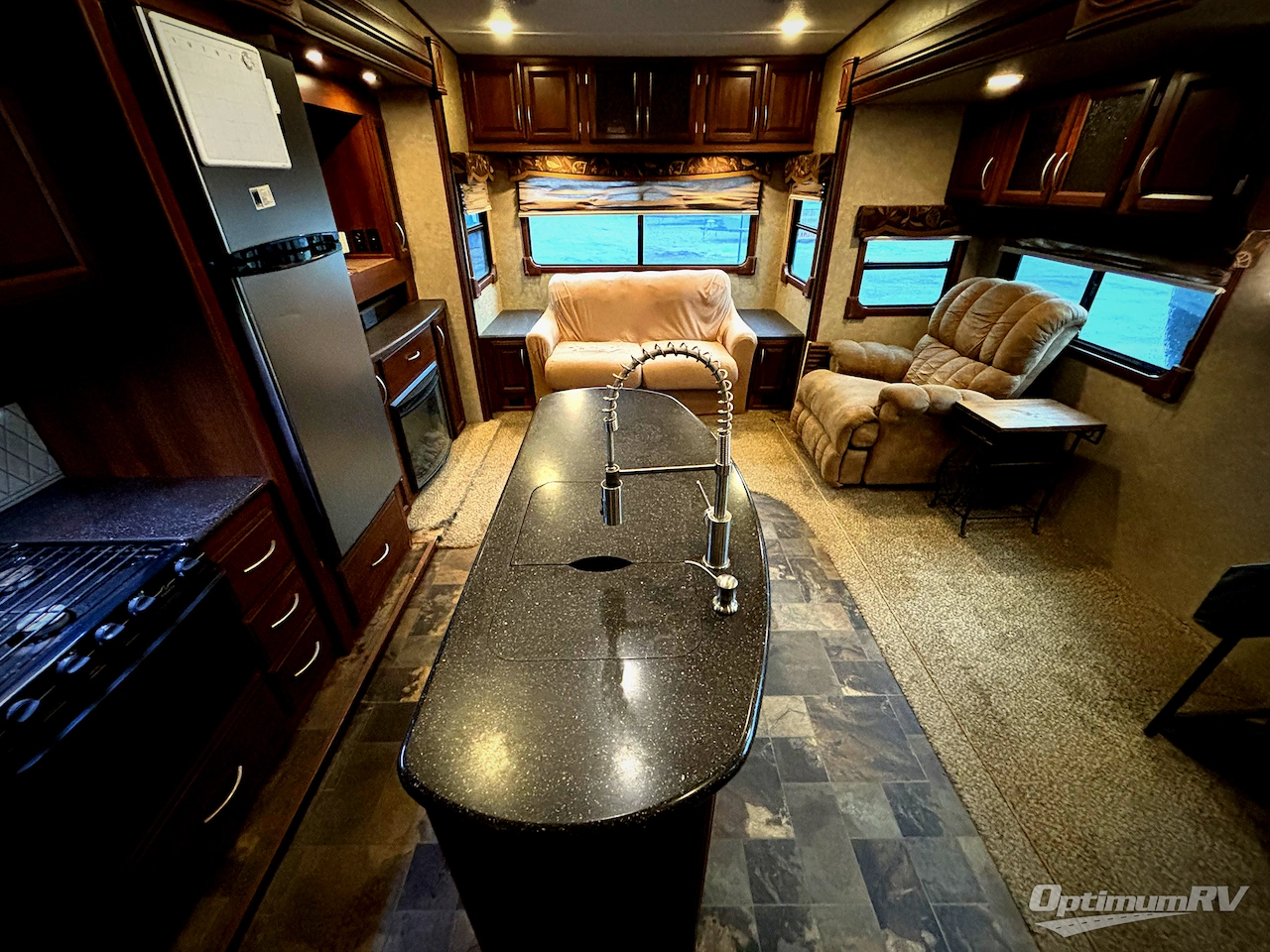 2015 Prime Time Crusader 315RST Photo 4