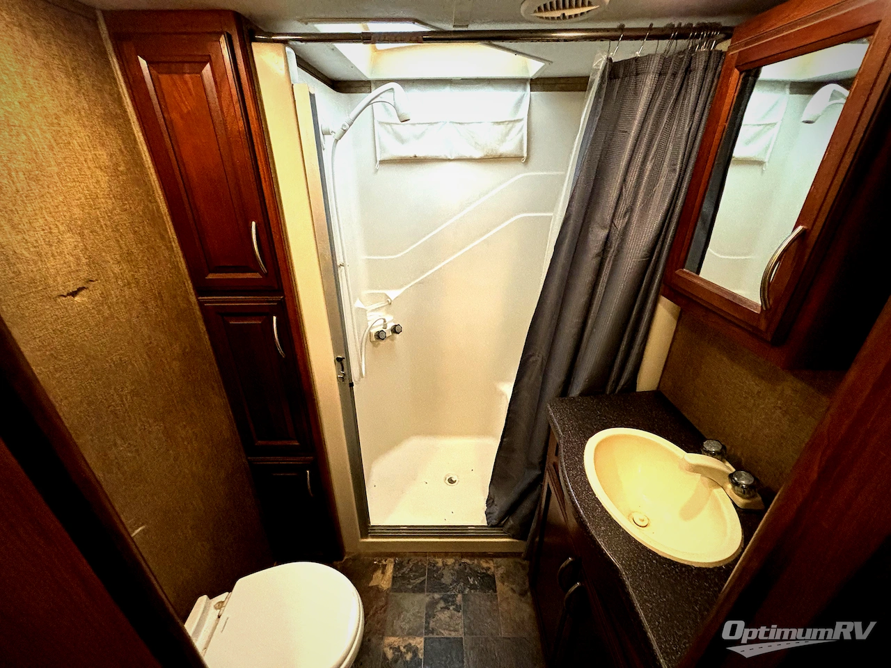 2015 Prime Time Crusader 315RST Photo 14