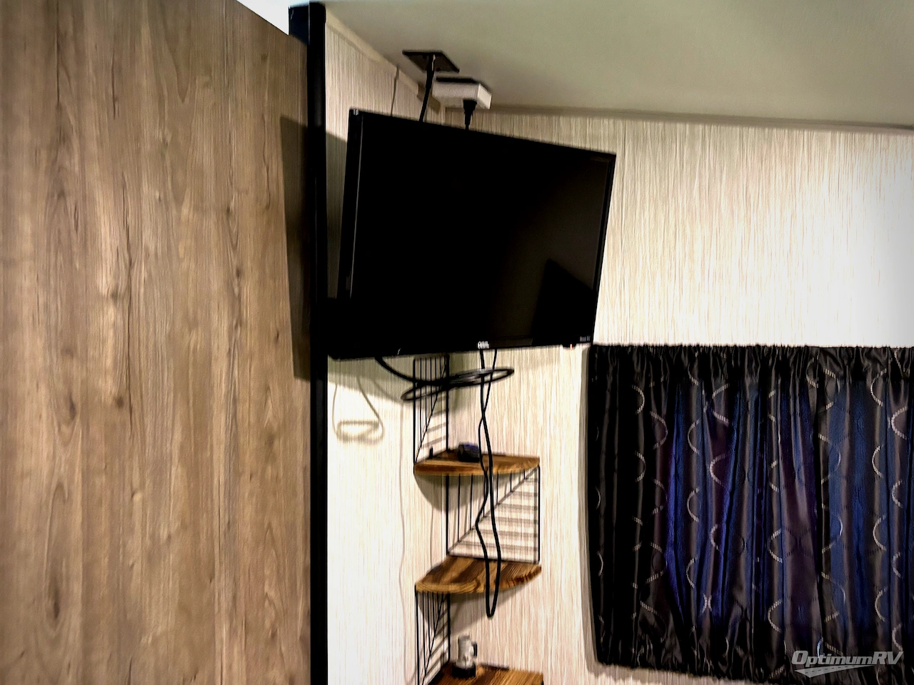 2021 Forest River Cherokee Wolf Pack 325PACK13 Photo 9