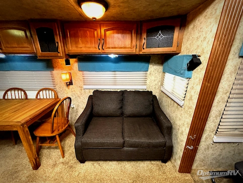 2012 Keystone Montana Big Sky 3400RL RV Photo 4