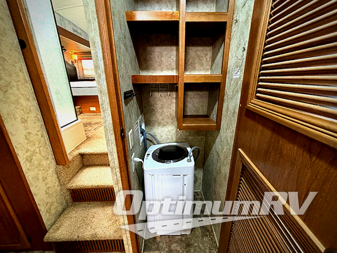 2012 Keystone Montana Big Sky 3400RL Photo 17