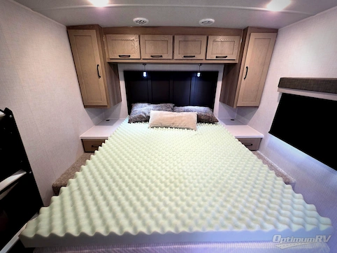 2025 Forest River Rockwood Mini Lite 2506FK RV Photo 4