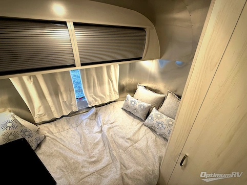 2024 Airstream Bambi 16RB RV Photo 4