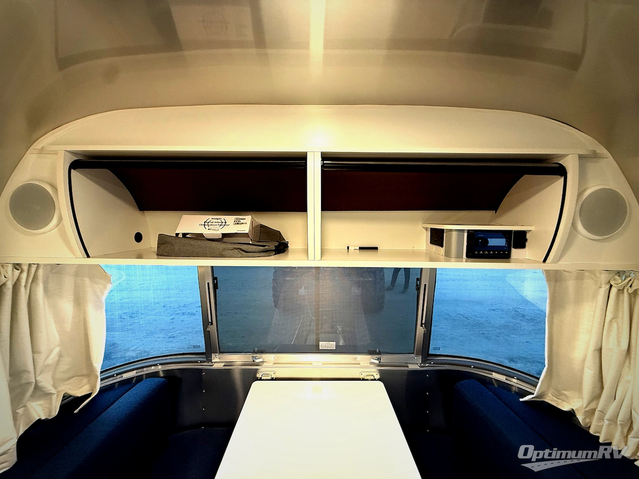 2024 Airstream Bambi 16RB Photo 8