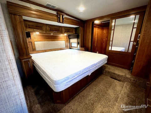 2020 DRV Luxury Suites FullHouse JX450 RV Photo 3