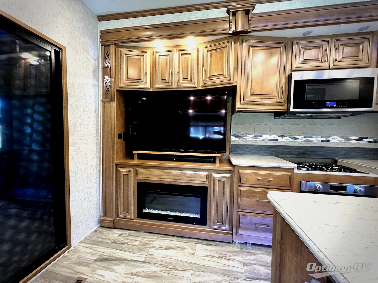 2020 DRV Luxury Suites FullHouse JX450 Photo 8