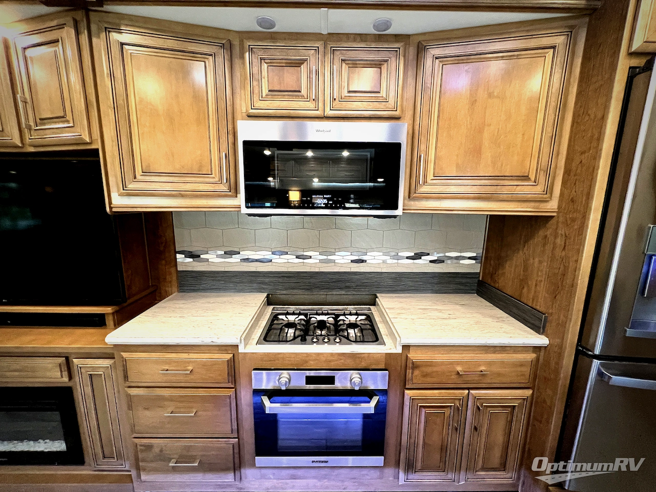 2020 DRV Luxury Suites FullHouse JX450 Photo 14