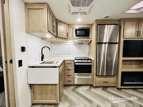 2023 Ember Touring Edition 28MBH RV Photo 2