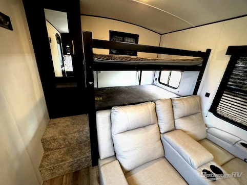 2023 Keystone Springdale 286BHU RV Photo 4