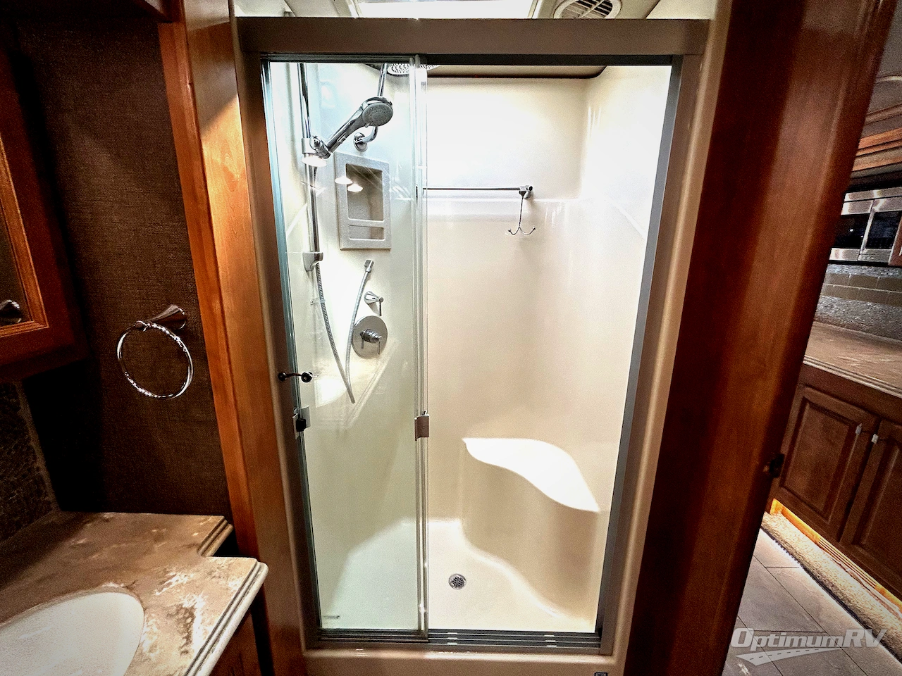 2017 Tiffin Phaeton 40AH Photo 18