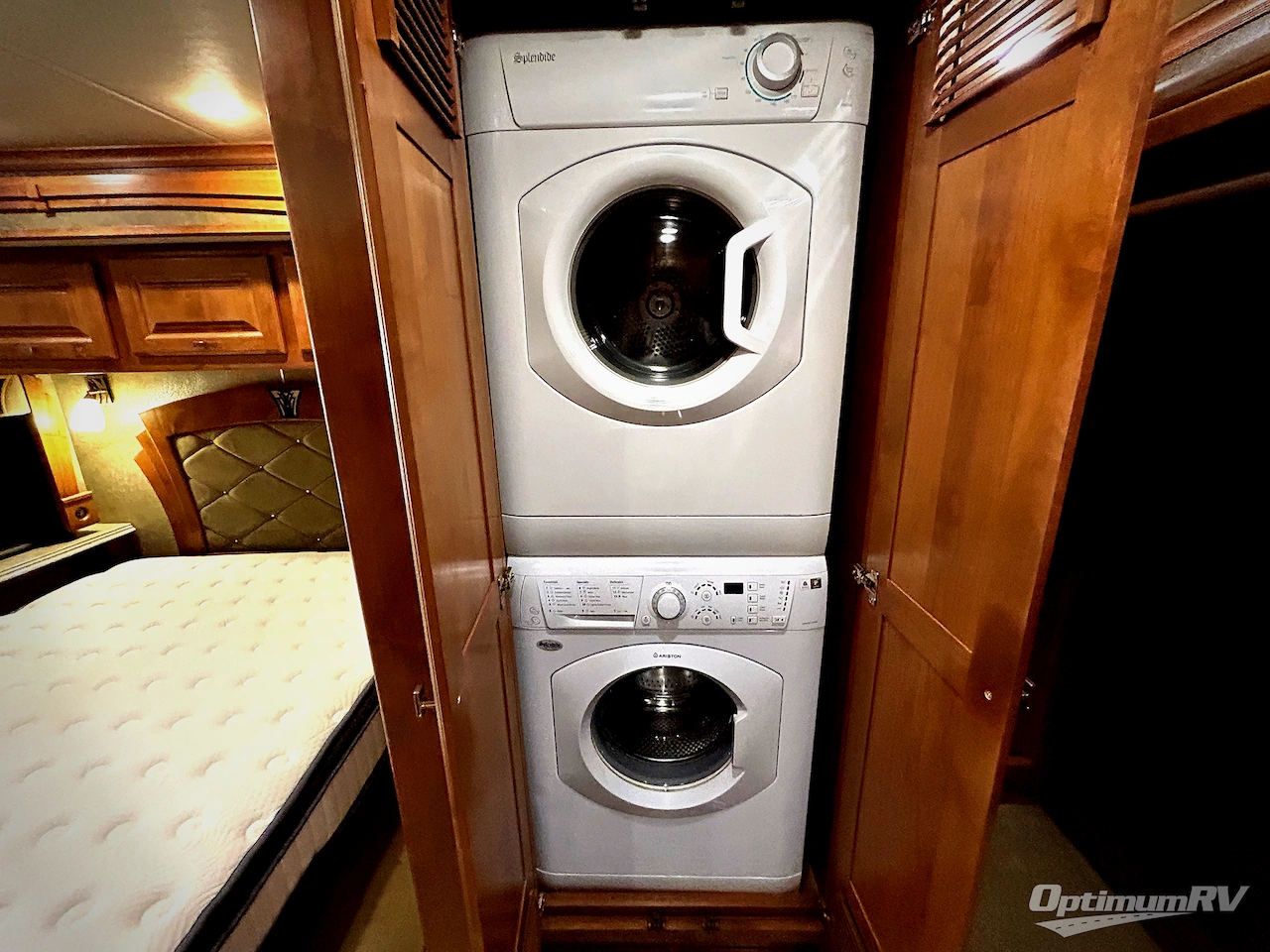 2017 Tiffin Phaeton 40AH Photo 24