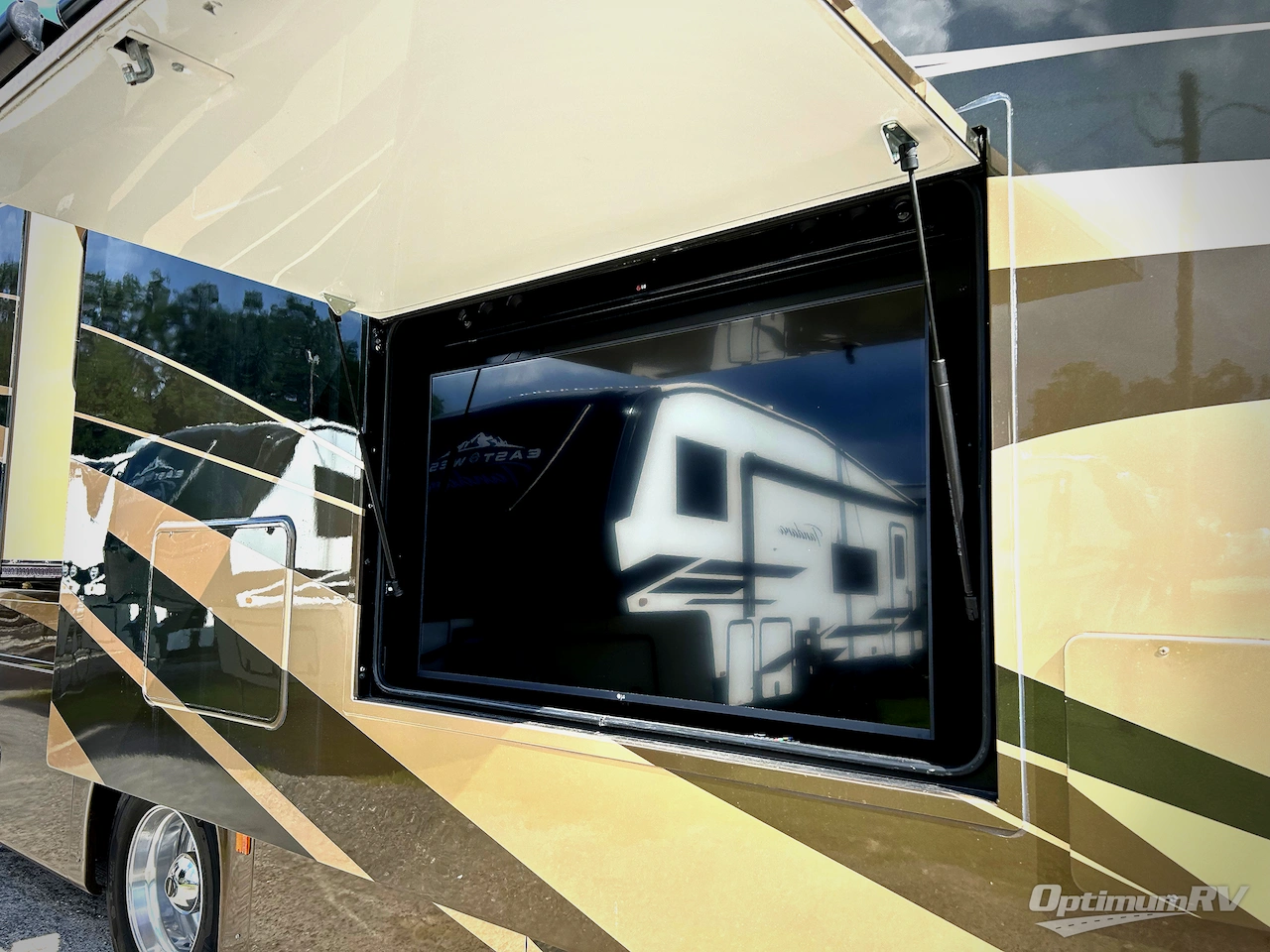 2017 Tiffin Phaeton 40AH Photo 25