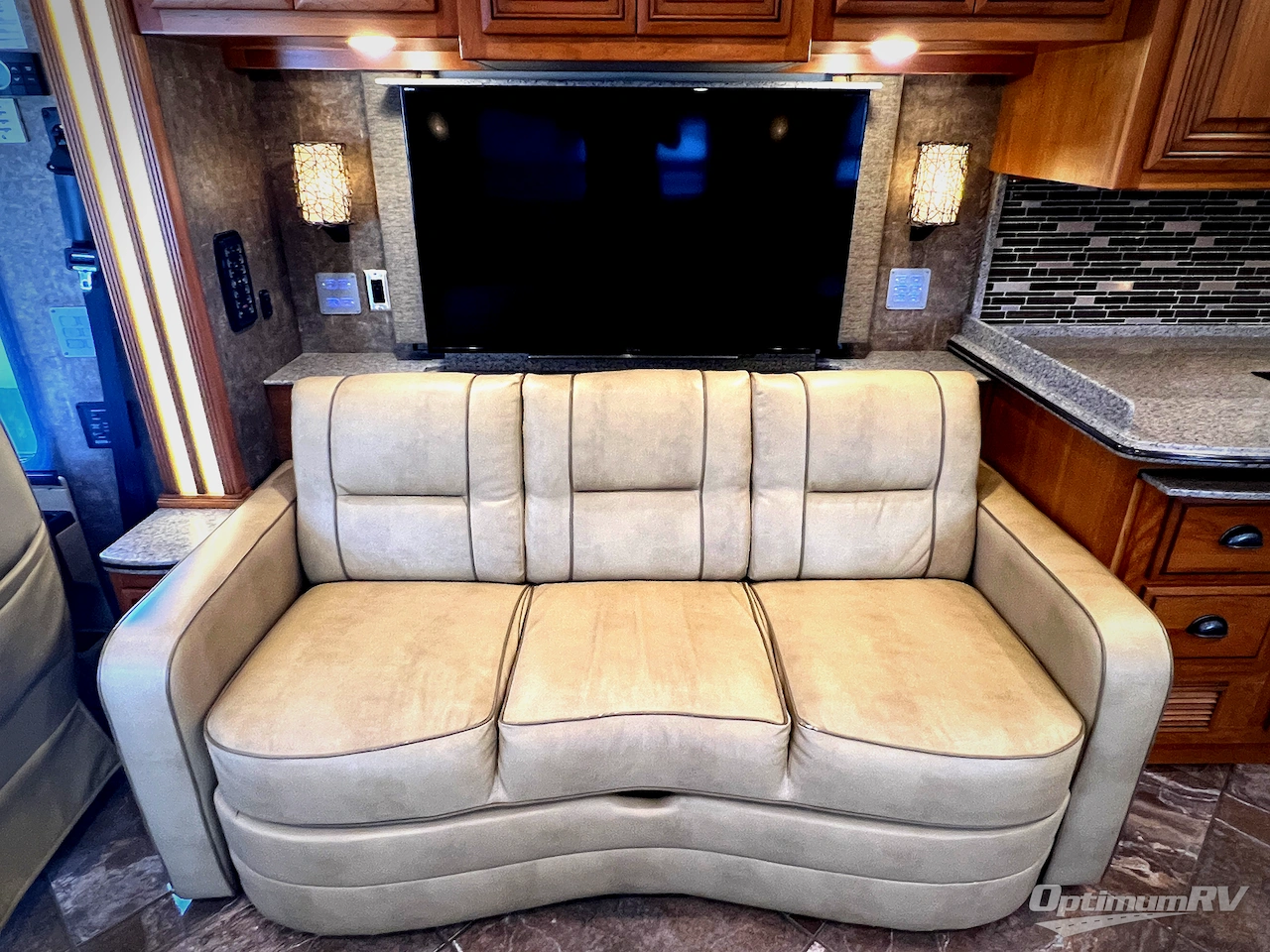 2015 Newmar Dutch Star 4369 Photo 17