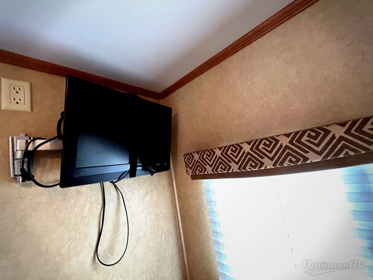 2009 Cruiser ViewFinder V-21FB Photo 12