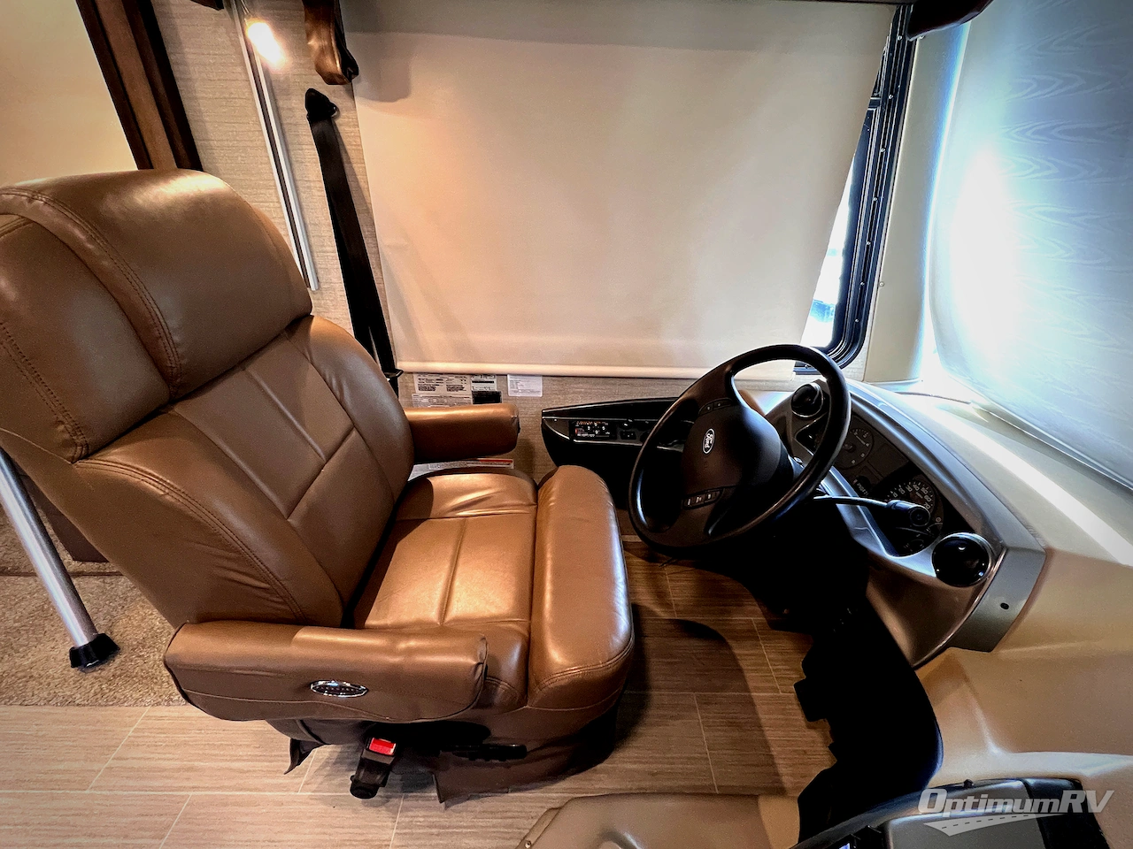 2020 Entegra Emblem 36U Photo 6