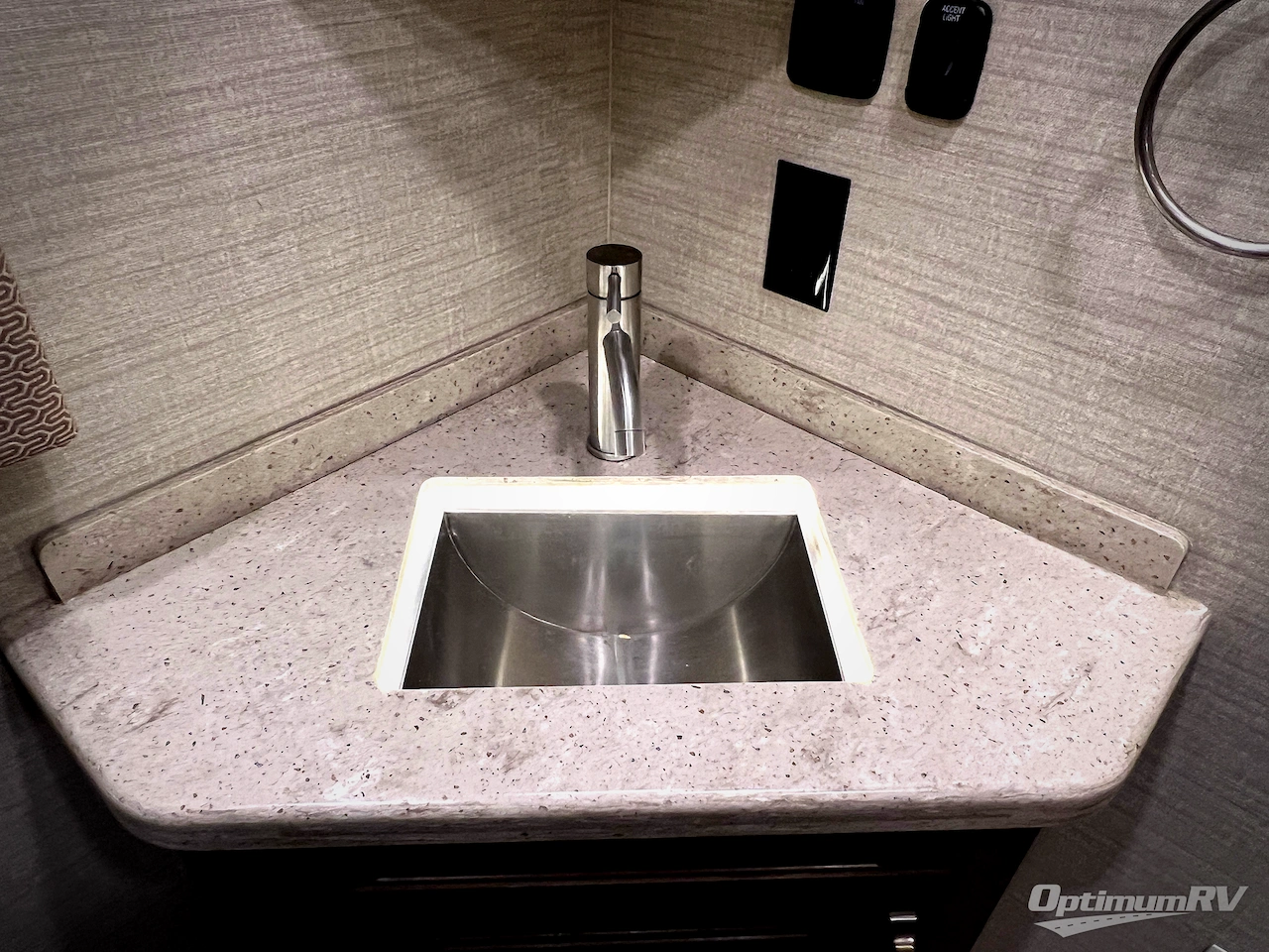 2020 Entegra Emblem 36U Photo 39