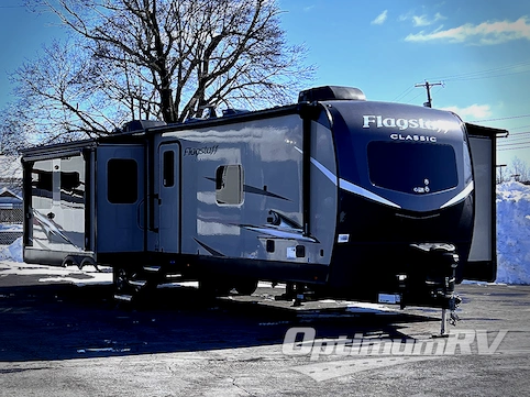 Used 2021 Forest River Flagstaff Classic Super Lite 832IKRL Featured Photo