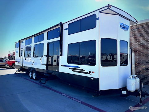 Used 2023 Forest River Salem Grand Villa 42VIEW Featured Photo
