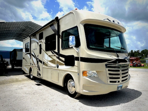 Used 2015 Thor ACE 29.2 Featured Photo