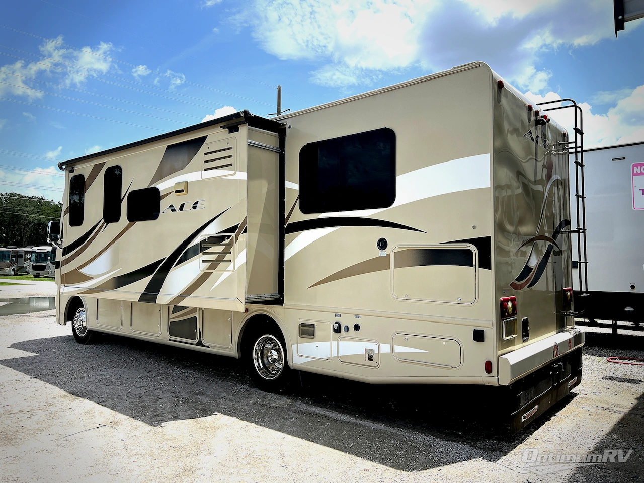 2015 Thor ACE 29.2 Photo 2