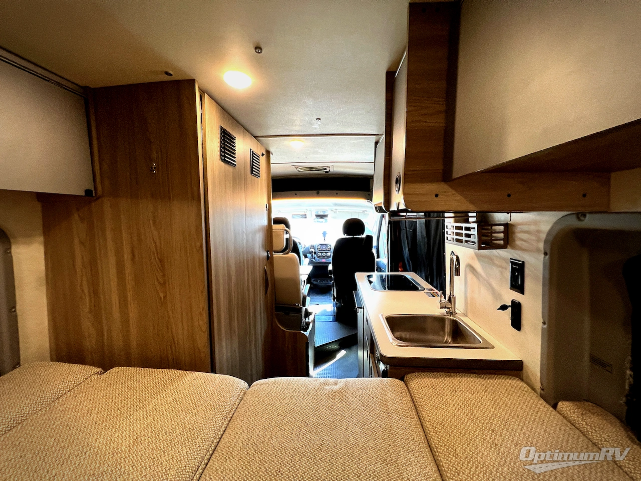 2022 Winnebago Solis 59PX Photo 9